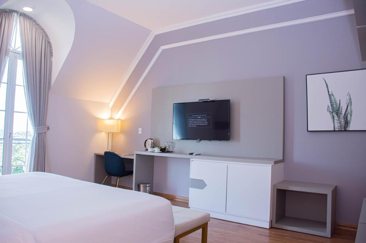 Bisinii Boutique Hotel Ciudad del Este Bagian luar foto