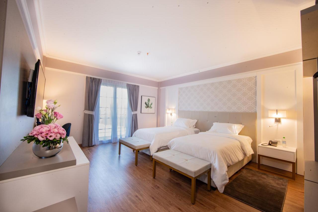Bisinii Boutique Hotel Ciudad del Este Bagian luar foto